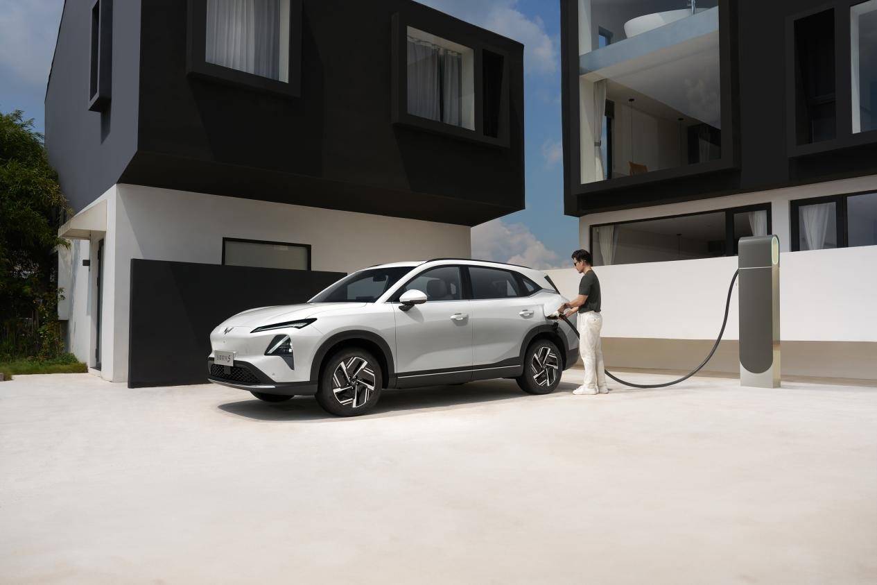 置換8.98萬起!詳解五菱星光 S 2025款四大亮點