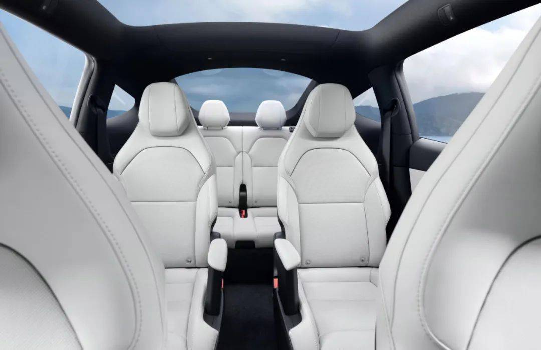 特斯拉入局大六座!Model Y L能有多少機(jī)會(huì)?