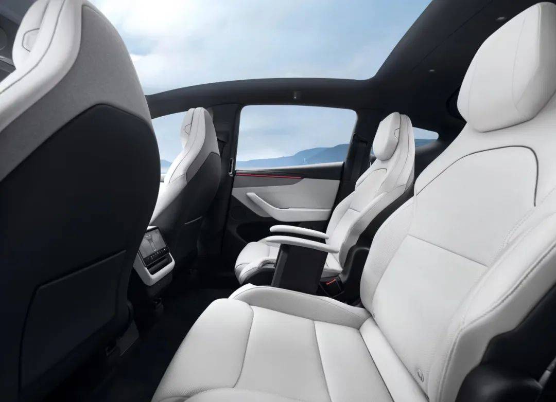 特斯拉入局大六座!Model Y L能有多少機(jī)會(huì)?