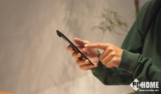 iPhone Air用戶不買賬 經(jīng)銷商抱怨6天賣兩臺